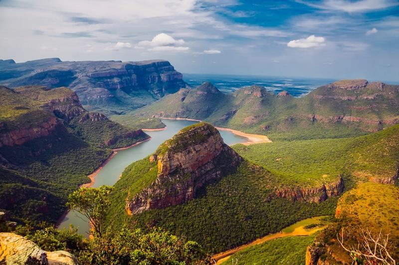 Desfiladeiro do Rio Blyde (Blyde River Canyon), uma das paisagens mais impressionantes da Rota Panormica, na frica do Sul.