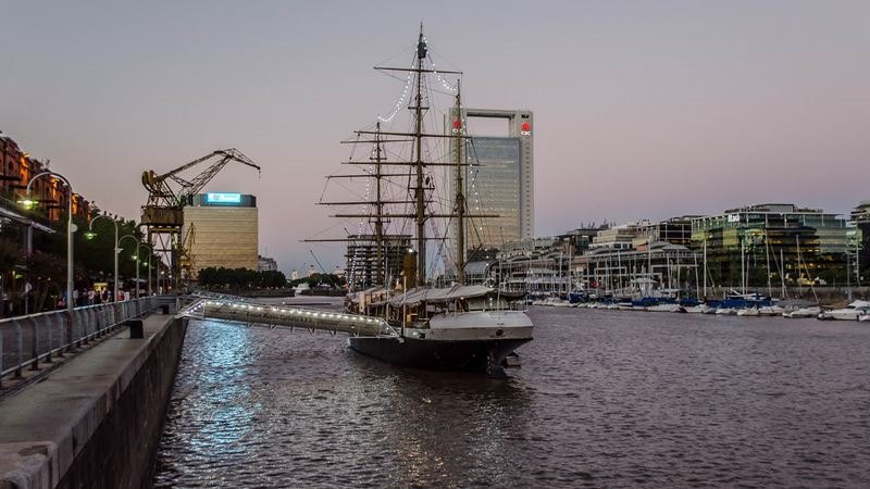 Viajar no feriado de Nossa Senhora Aparecida para Buenos Aires - 12 de outubro de 2024 em Buenos Aires