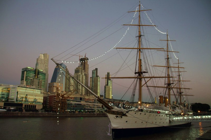 Buqu - Museo Fragata Sarmiento - Ponte da Mulher - Puerto Madero - Buenos Aires - Argentina - Amrica do Sul - Brasil