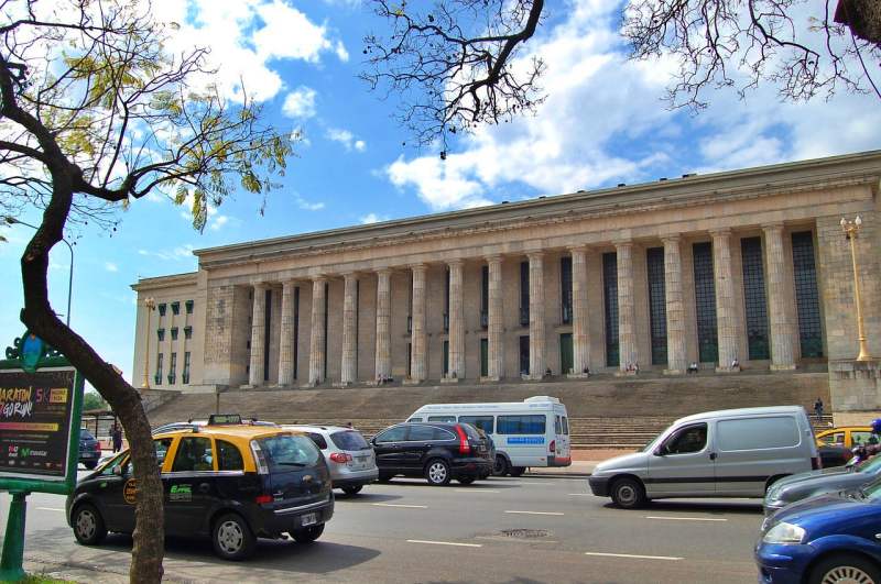 Faculdade de Direito da Universidade de Buenos Aires - Argentina - Amrica do Sul - Brasil