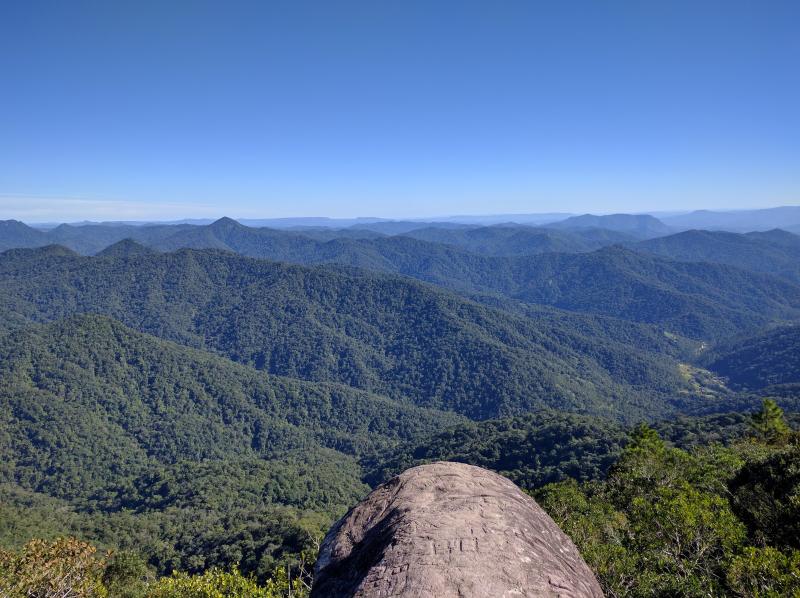 Vista do morro Spitzkopf, um dos pontos mais altos do municpio de Blumenau, situado no Parque Nacional da Serra do Itaja. Foto: Emerson Verissimo.