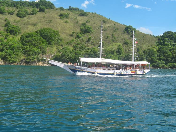 Praia do Cachadao - Ilha Grande - Angra dos Reis - Costa Verde - Estado do Rio de Janeiro - Regio Sudeste - Brasil