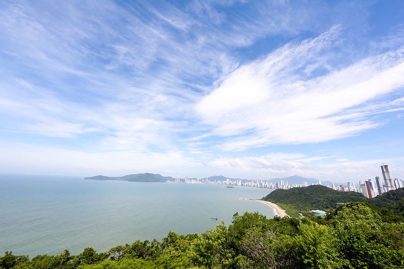 Morro do Careca - Balnerio Cambori - Litoral Catarinense - Estado de Santa Catarina - Regio Sul - Brasil