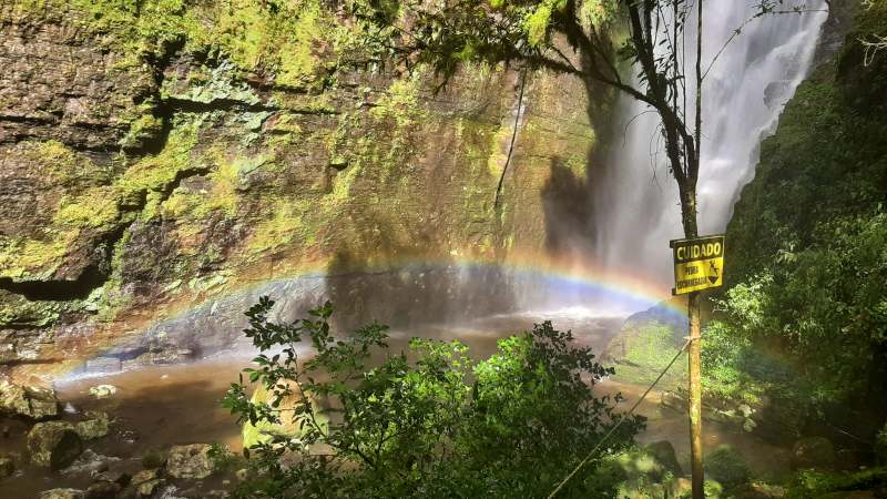 Cachoeira da Pedra Furada - Benedito Novo - Vale Europeu Catarinense - Estado de Santa Catarina - Regio Sul - Brasil