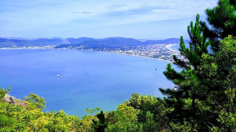 Viajar no feriado de Carnaval para Bombinhas - Santa Catarina - Carnaval 2026 em Bombinhas - Mirante Eco 360 - Costa Esmeralda - Litoral Catarinense - Regio Sul - Brasil