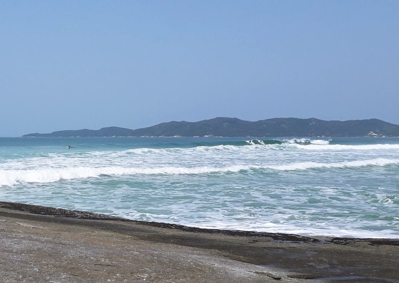 Bombinhas - Litoral Norte Catarinense - Costa Esmeralda - Estado de Santa Catarina - Regio Sul - Brasil