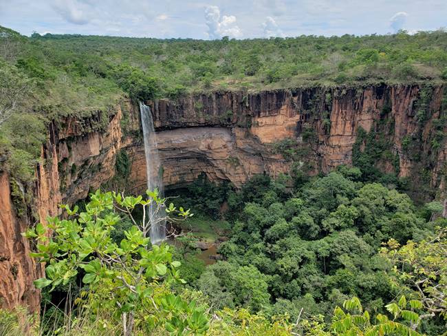 Véu da Noiva - Parque Nacional da Chapada dos Guimarães - Estado de Mato Grosso - Região Centro-Oeste - Brasil