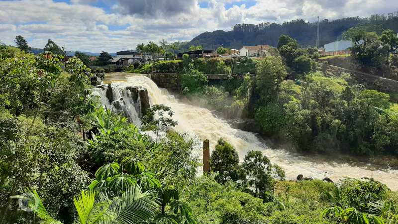 Cascata Salto Donner - Doutor Pedrinho - Vale Europeu Catarinense - Estado de Santa Catarina - Regio Sul - Brasil