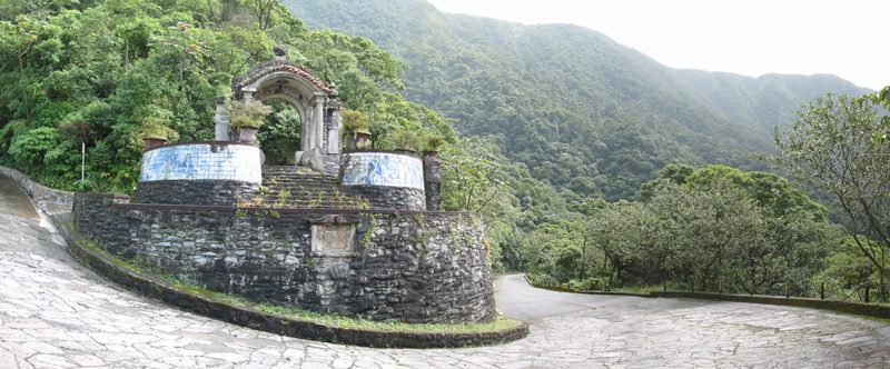 Estrada Velha de Santos - Parque Estadual Serra do Mar - Caminhos do Mar - Padro do Lorena - Regio Sudeste - Estado de So Paulo - Brasil