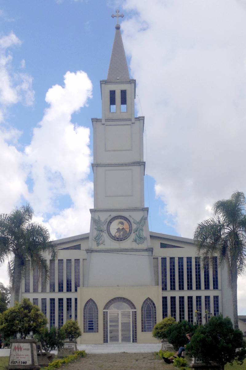 Igreja Matriz So Gabriel da Virgem Dolorosa - Fazenda Rio Grande - Estado do Paran - Regio Sul - Brasil