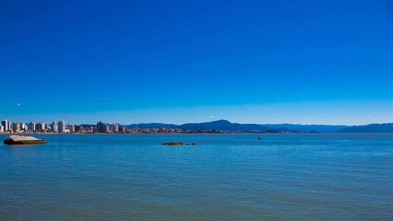 Ilha de Florianpolis - Estado de Santa Catarina - Litoral Catarinense - Regio Sul - Brasil