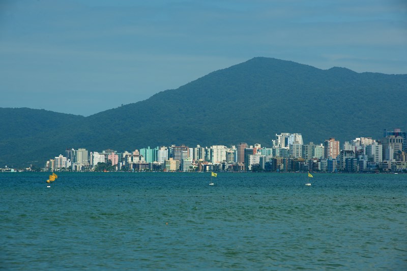 Meia Praia vista da Ponte do Suspiro - Itapema - Litoral Catarinense - Estado de Santa Catarina - Regio Sul - Brasil