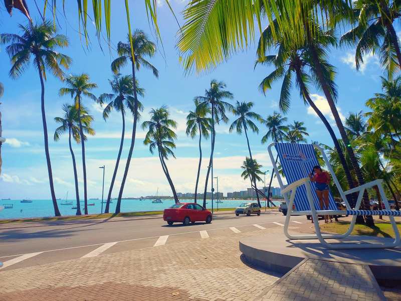 Cadeira gigante - Orla de Ponta Verde - Maceió - Estado de Alagoas - Litoral Alagoano - Região Nordeste - Brasil