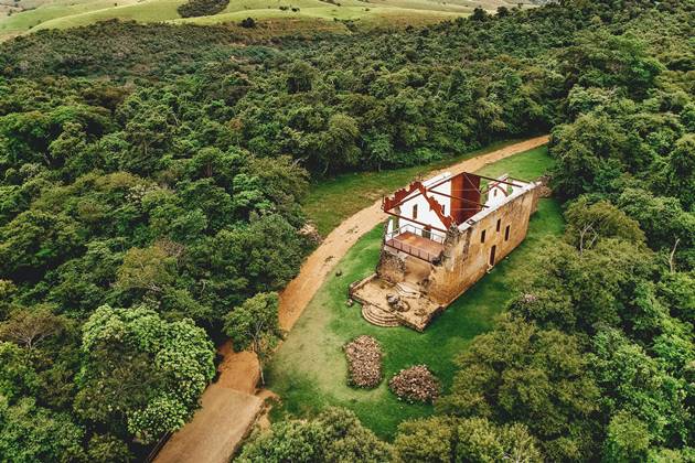 Runas da Igreja de So Jos do Queimado - Serra - Estado do Esprito Santo - Regio Sudeste - Brasil