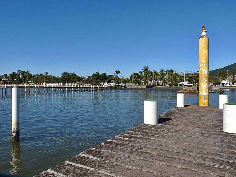 Pier de Itagu - Ubatuba - Litoral Norte de So Paulo - Costa Verde - Regio Sudeste - Brasil