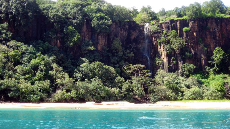 Baa do Sancho, em Fernando de Noronha, eleita uma das dez melhores praias do mundo em 2022 - Foto: Andrei / Flickr