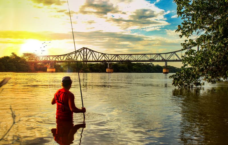 Ponte Metlica, que liga Teresina  cidade maranhense de Timon. A capital do Piau  um dos destinos que sero tendncia em 2024, de acordo com um site de viagens - Foto: Lucas Linhares